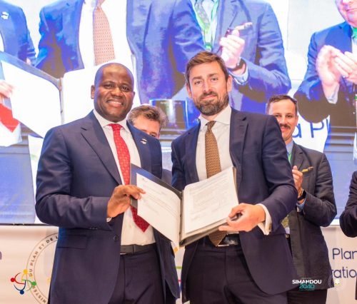 Signature historique entre la Guinée et UKEF : Plus de 1,8 milliard de Pound Sterling d’ambitions partagées pour transformer l’avenir
