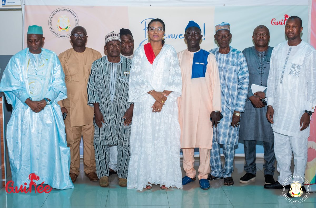 𝐑𝐞𝐧𝐜𝐨𝐧𝐭𝐫𝐞 𝐚𝐯𝐞𝐜 𝐥𝐞 𝐂𝐨𝐥𝐥𝐞̀𝐠𝐞 𝐝𝐞𝐬 𝐜𝐡𝐞𝐟𝐬 𝐝𝐞 𝐪𝐮𝐚𝐫𝐭𝐢𝐞𝐫𝐬 𝐝𝐞 𝐥𝐚 𝐯𝐢𝐥𝐥𝐞 𝐝𝐞 𝐂𝐨𝐧𝐚𝐤𝐫𝐲.