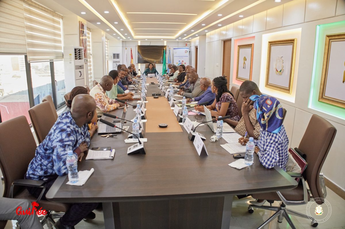 𝐂𝐨𝐧𝐬𝐞𝐢𝐥 𝐝𝐞 𝐂𝐚𝐛𝐢𝐧𝐞𝐭 du Lundi 5 février 2024