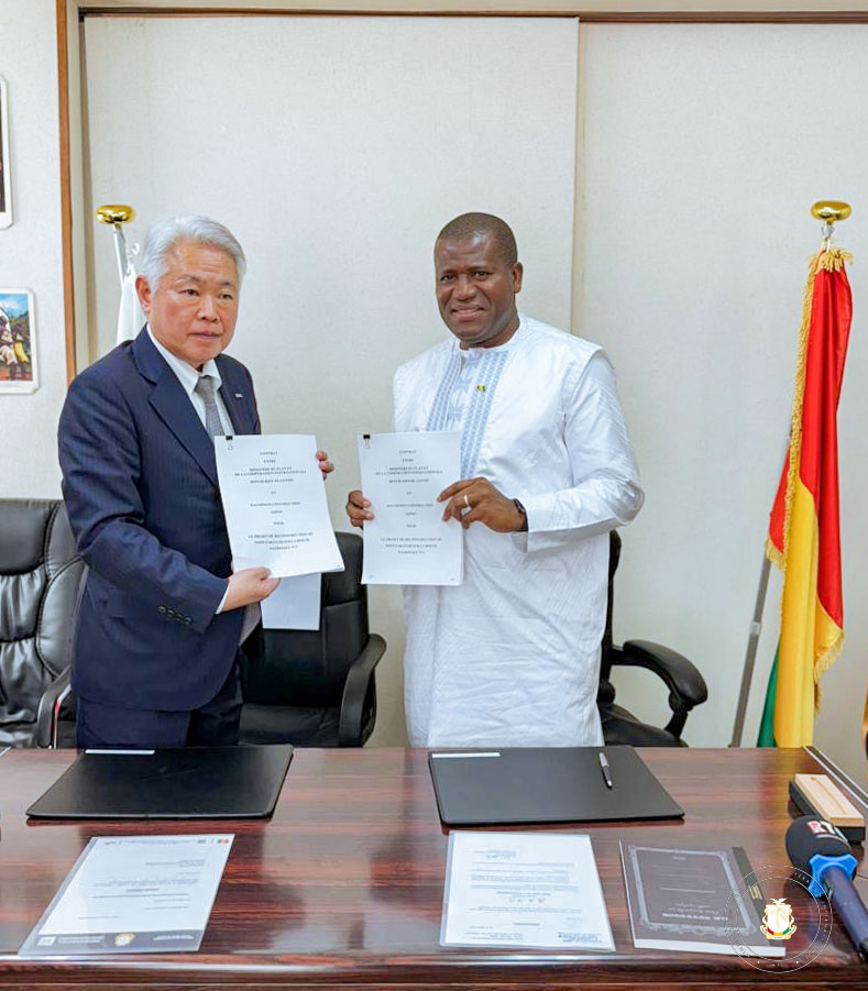 Coopération Guinée-Japon : Signature du contrat pour la reconstruction du pont de Faranah
